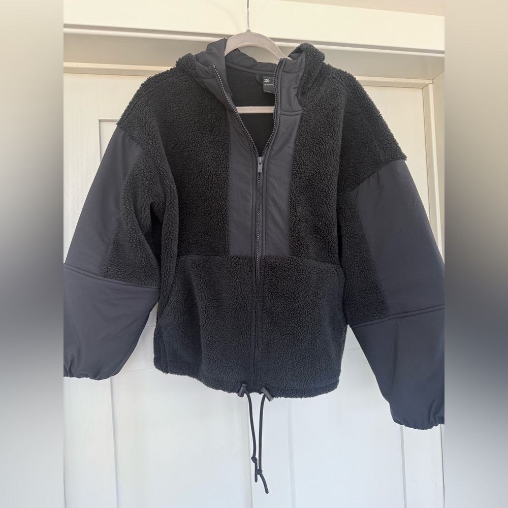 Black All in Motion zip up